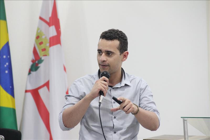 Professor André Galindo, da Escola de Gestão e Contas (EGC) do TCMSP 