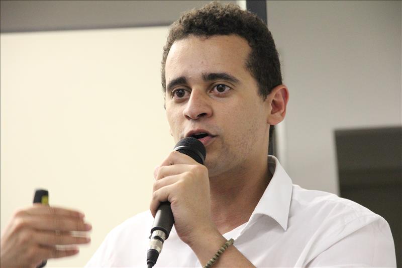 O professor da Escola de Gestão e Contas do TCMSP, André Galindo